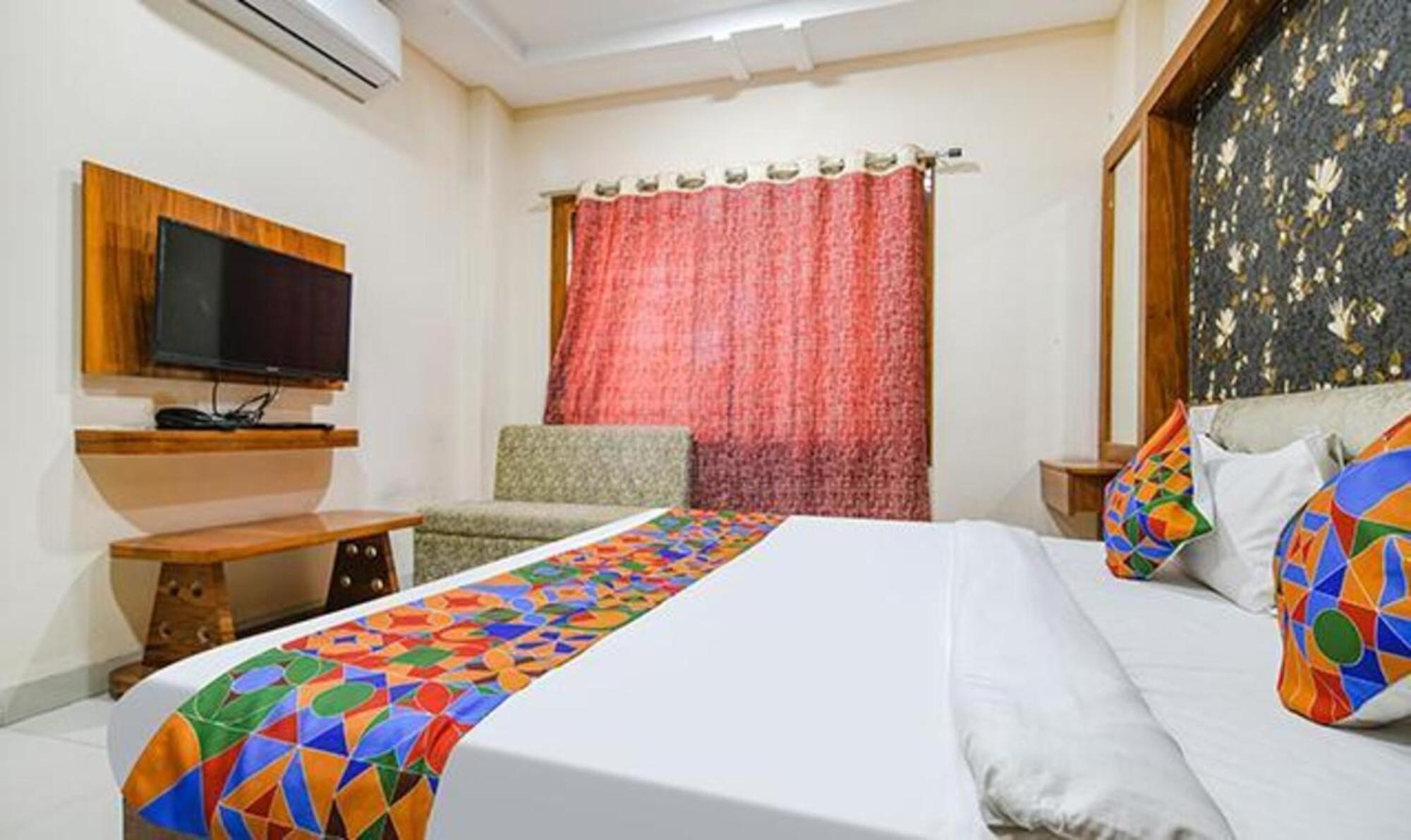 Fabhotel Royal Palace Indore Bagian luar foto